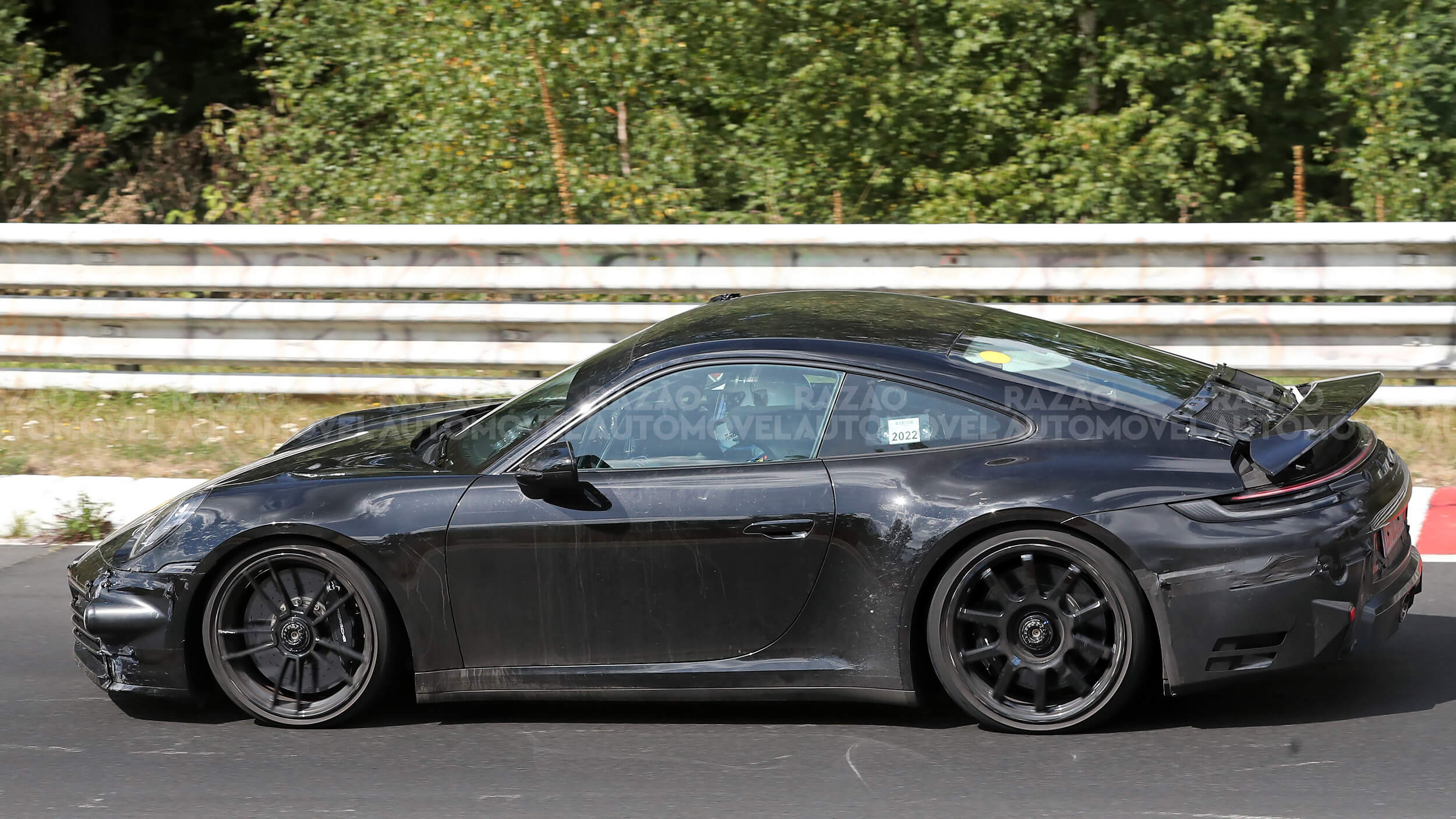 Porsche 911 GTS fotos-espia vista lateral