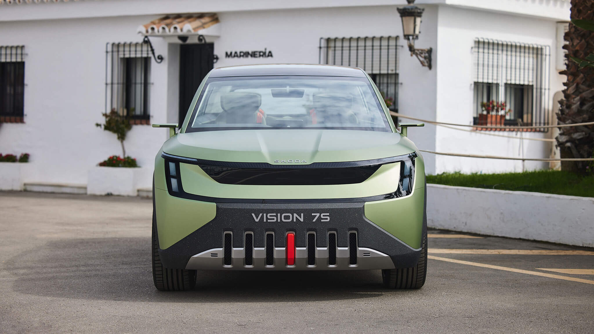 Skoda Vision 7S de frente