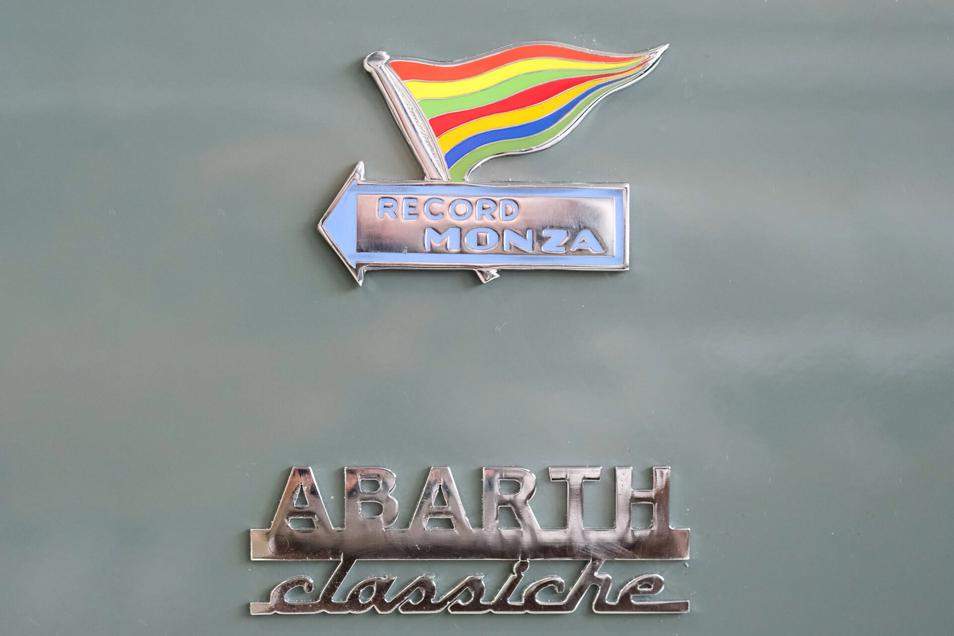 emblemas Record Monza e Abarth Classiche