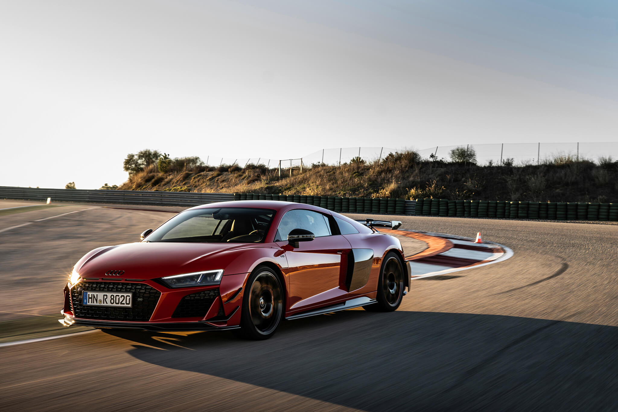 Audi R8 GT RWD em circuito