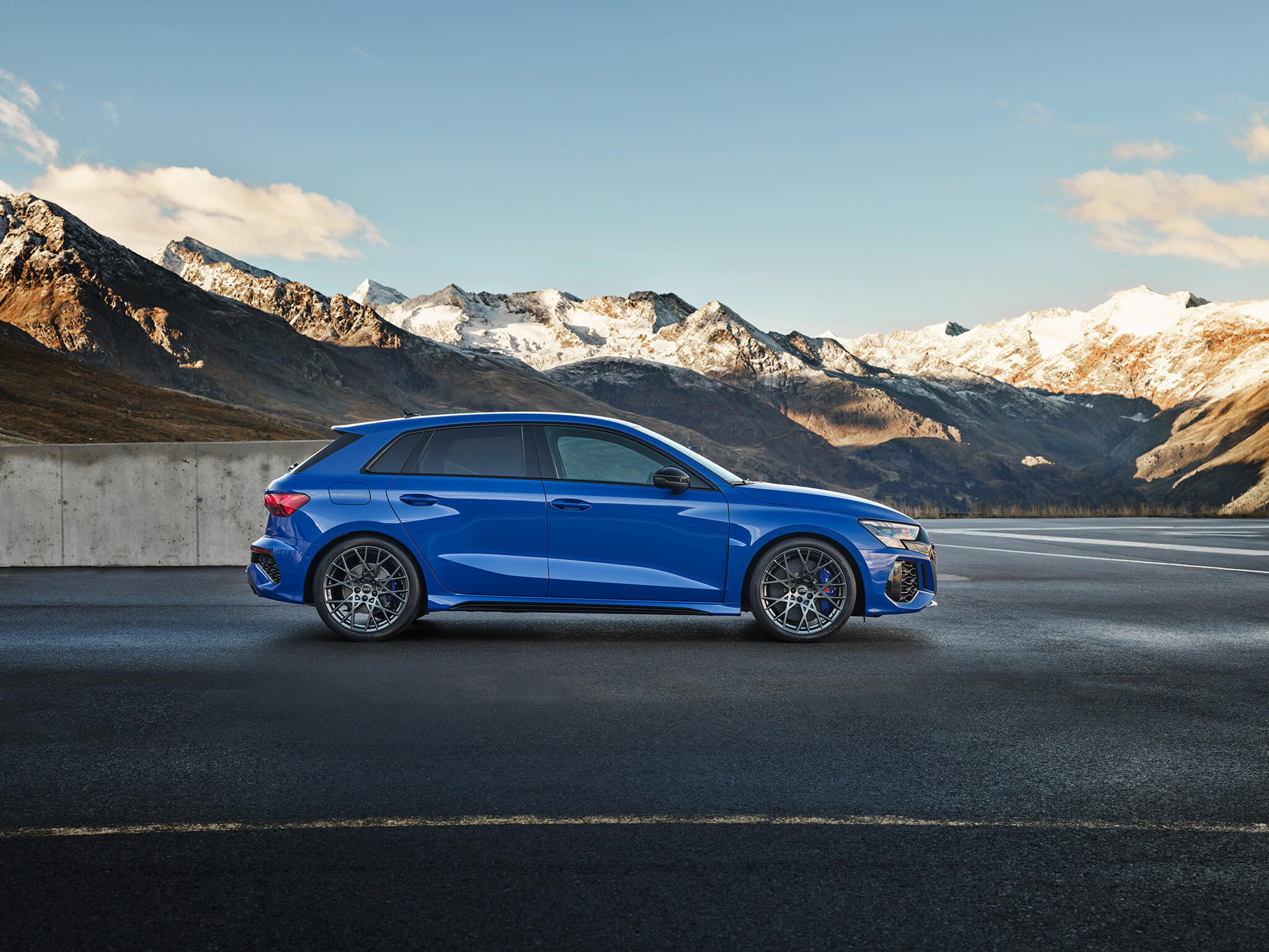 Audi RS 3 performance edition de perfil