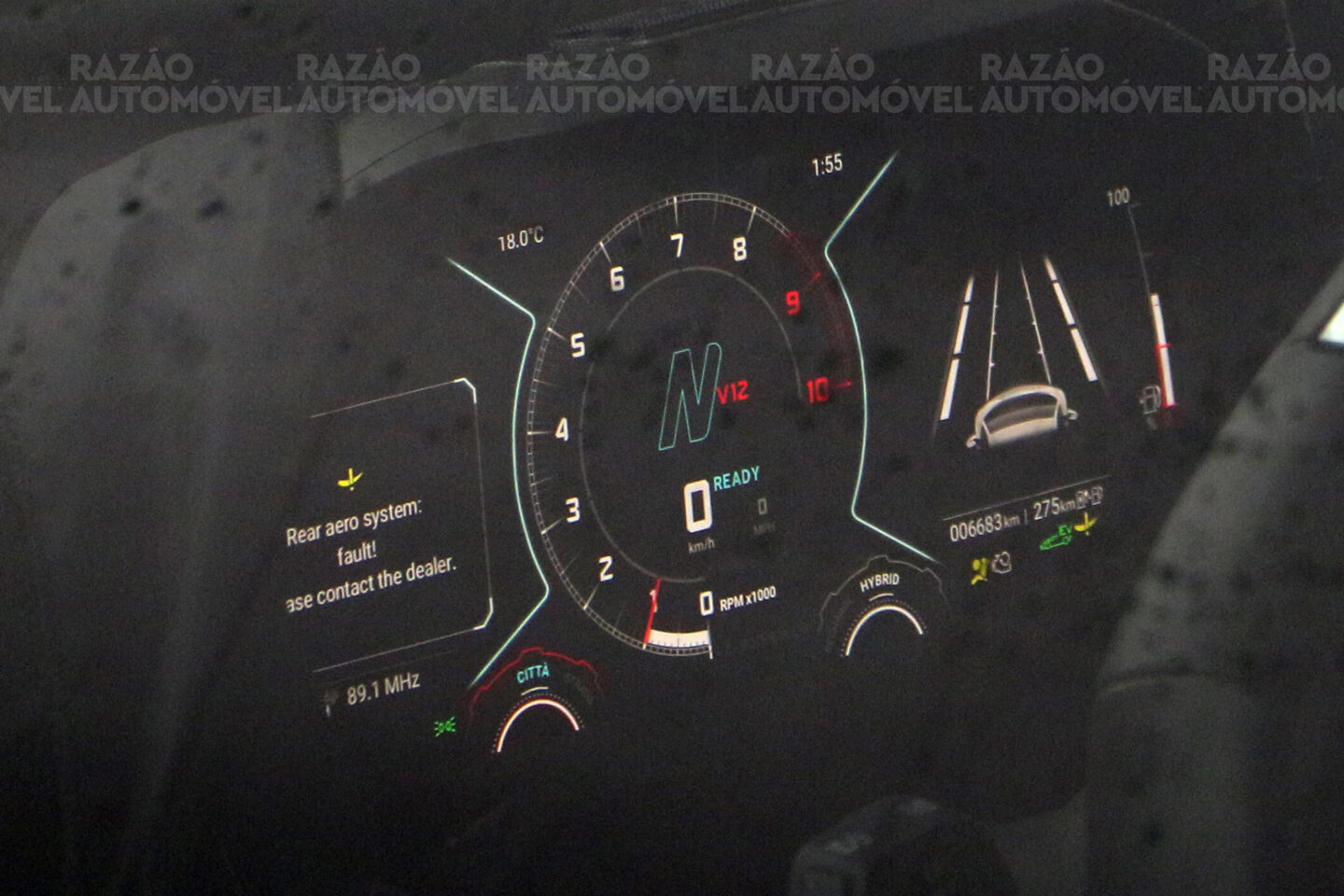Fotos-Espia Lamborghini sucessor Aventador pormenor painel de instrumentos