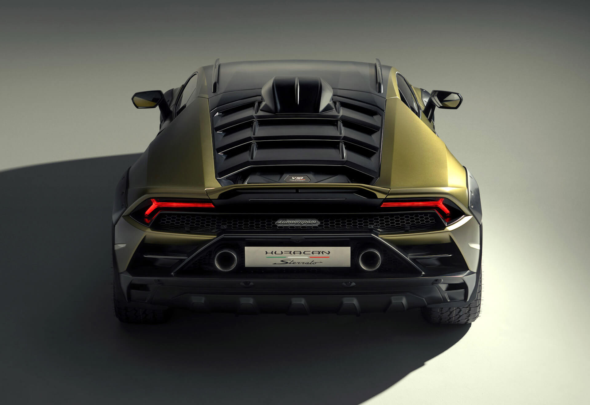 Lamborghini Huracán Sterrato vista traseira