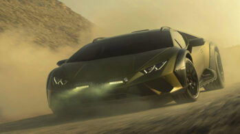 Lamborghini Huracán Sterrato em estrada terra batida, de frente