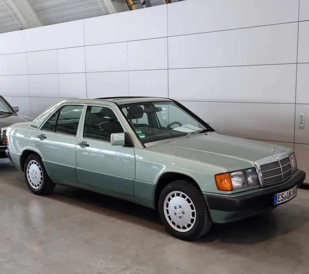Mercedes-Benz 190 feira de clássicos2