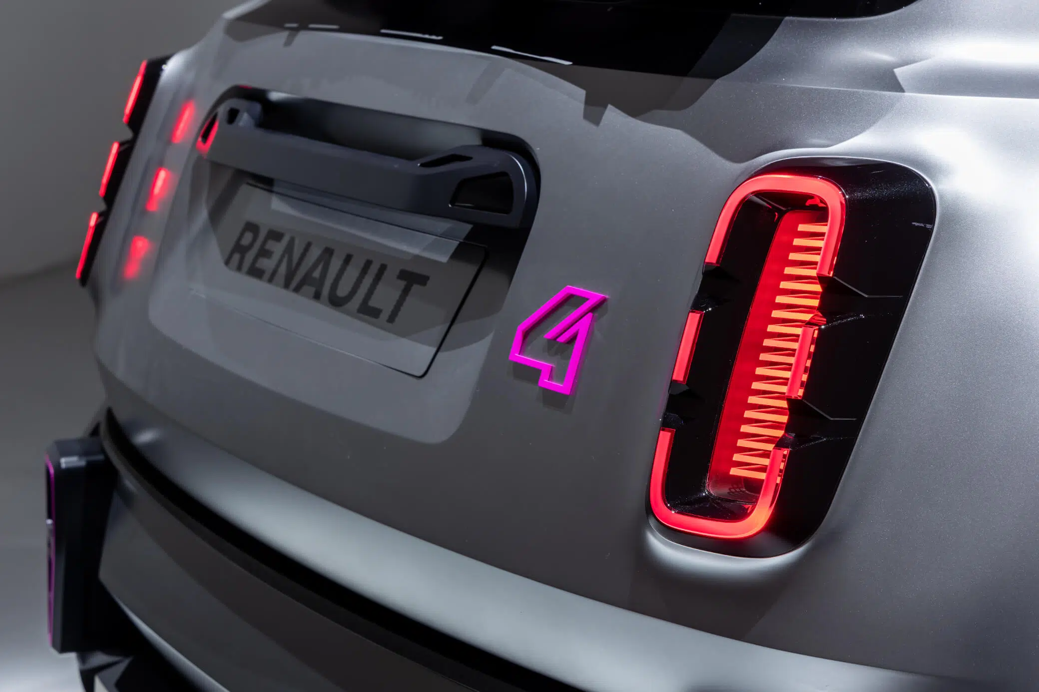 Renault 4Ever Trophy detalhe traseira