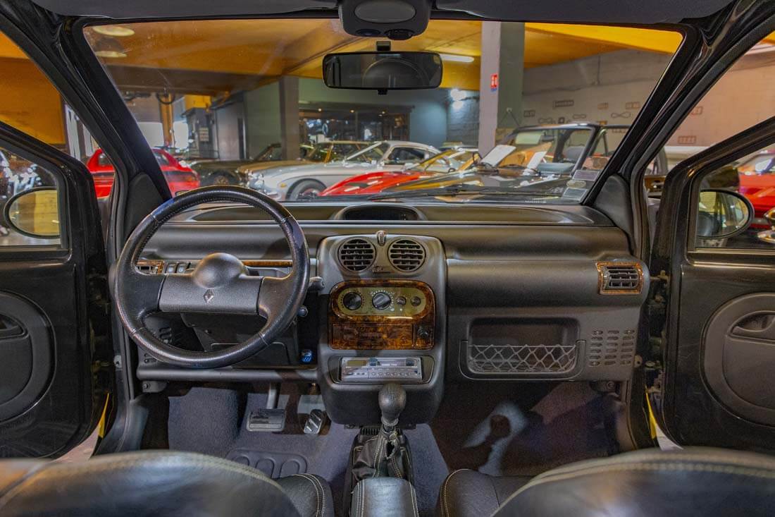 Renault Twingo Lecoq interior