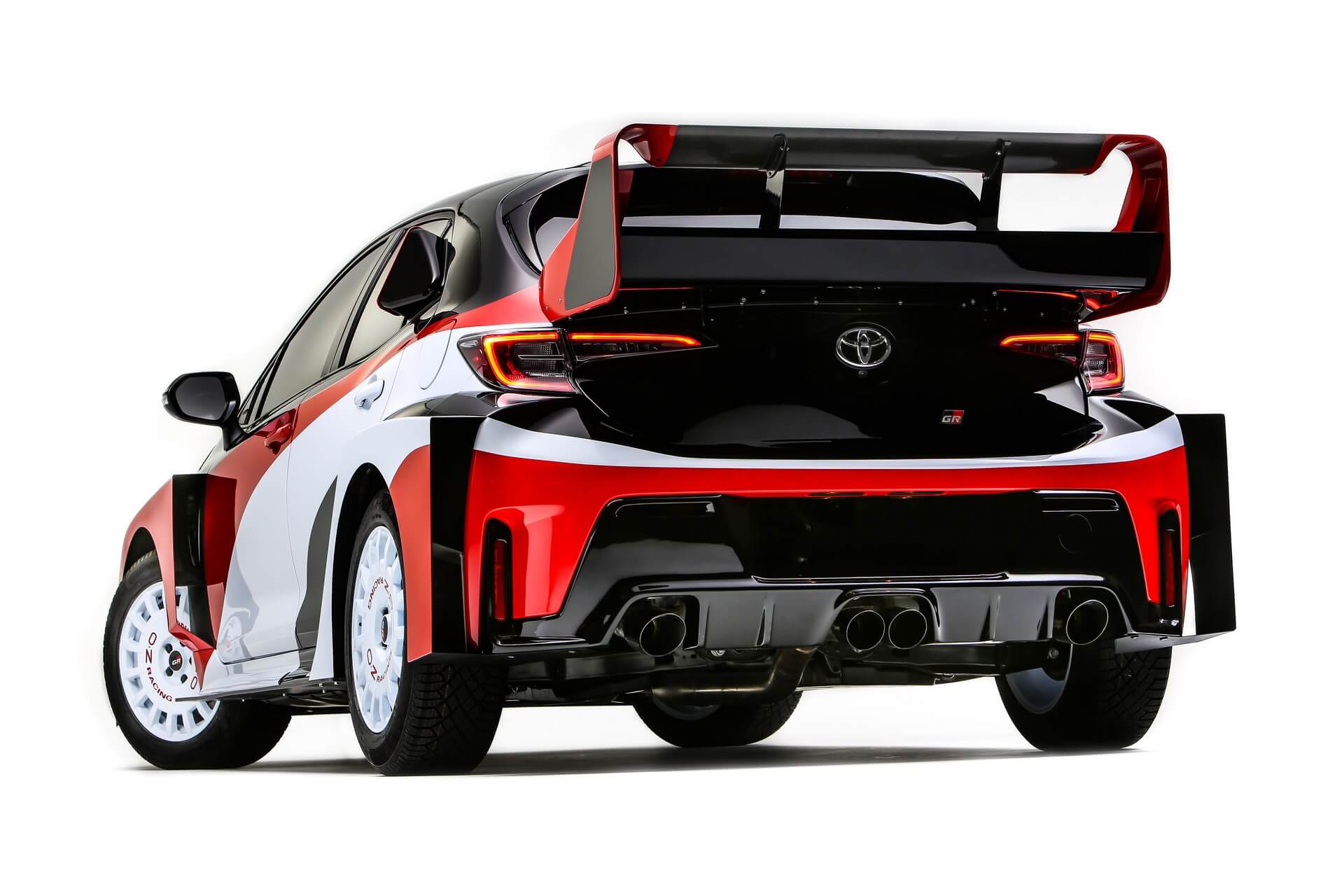 Toyota GR Corolla Rally Concept vista traseira 3/4