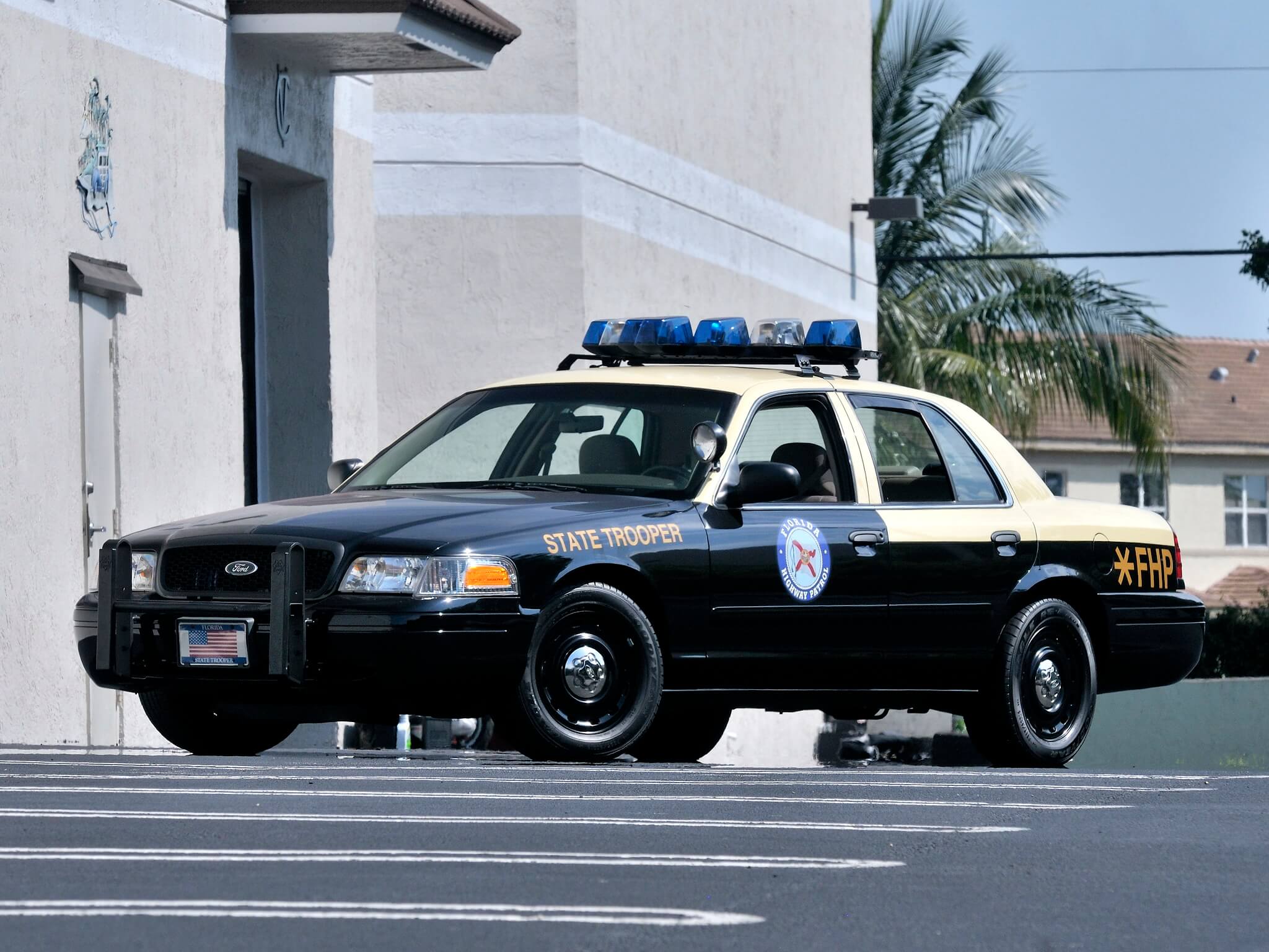 Ford Crown Victoria Police Interceptor