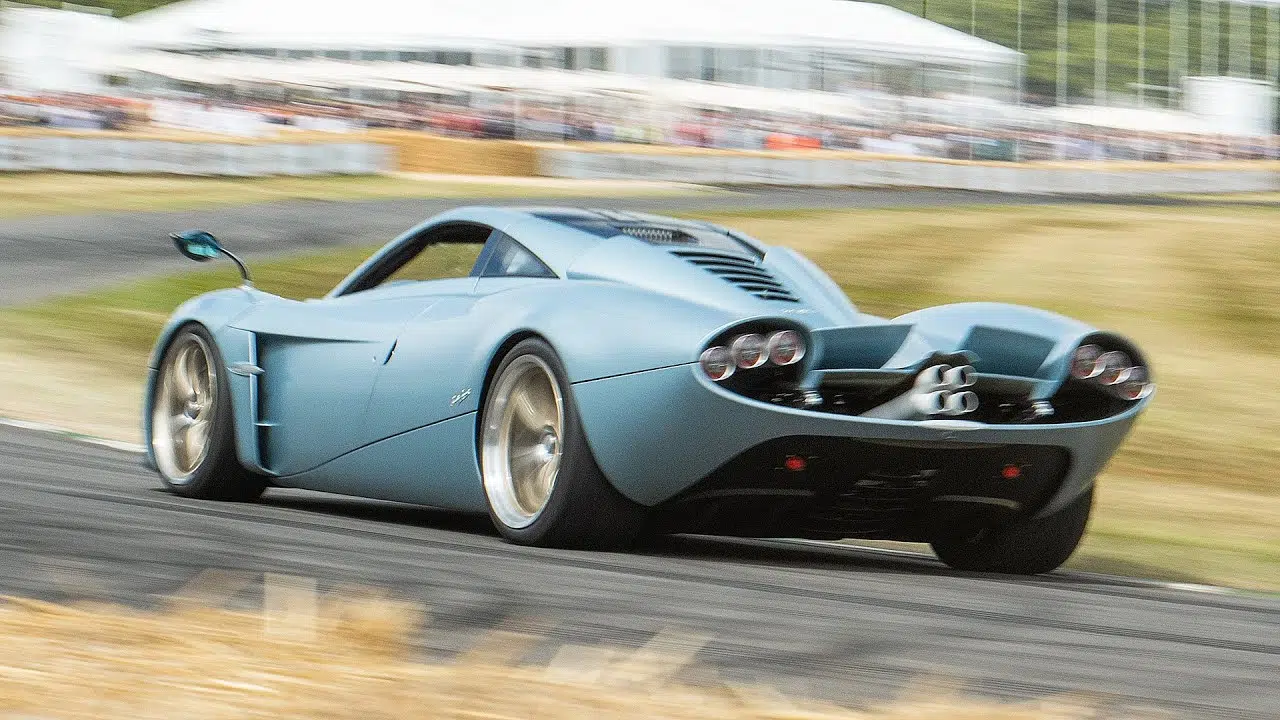 Pagani Huayra Codalunga a subir rampa Goodwood