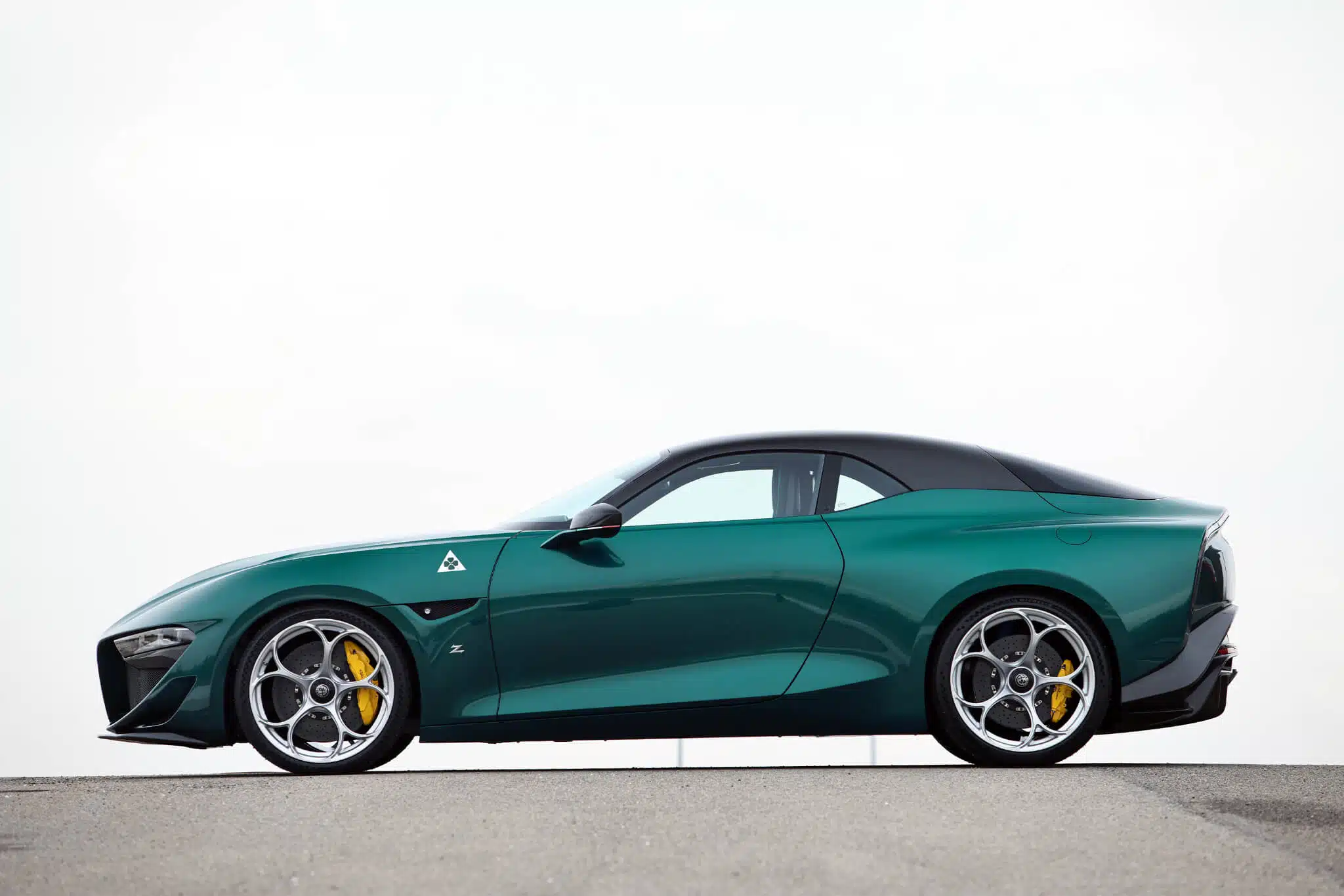 Alfa Romeo Giulia SWB Zagato perfil