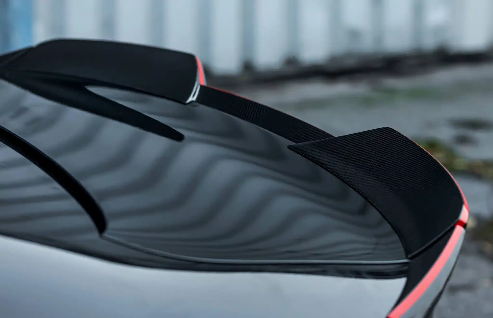Manhart MH4 GTR II spoiler