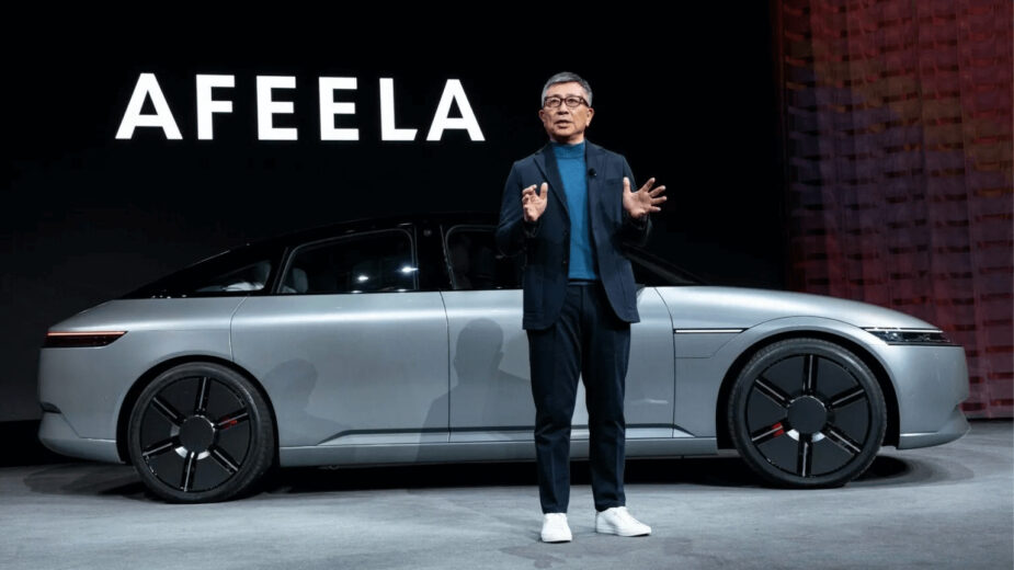 Yasuhide Mizuno, CEO da Sony Honda Mobility, durante a revelação da AFEELA