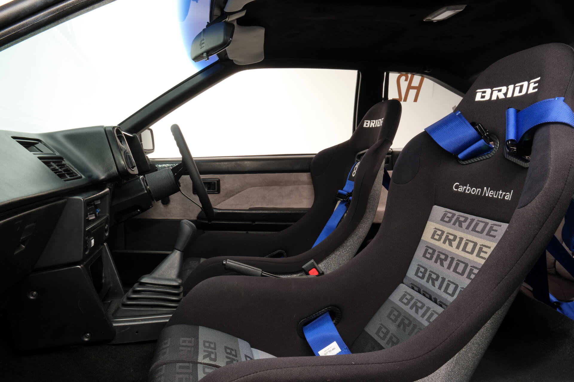 Toyota AE86 interior