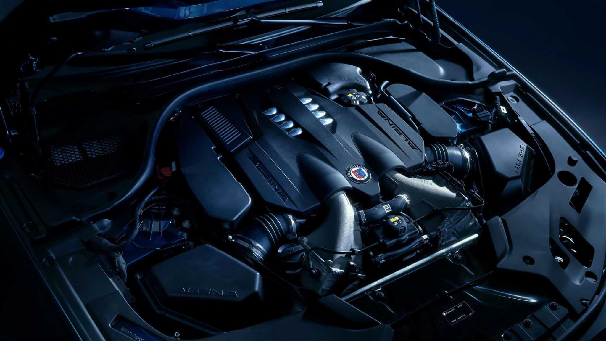 Alpina B5 GT engine