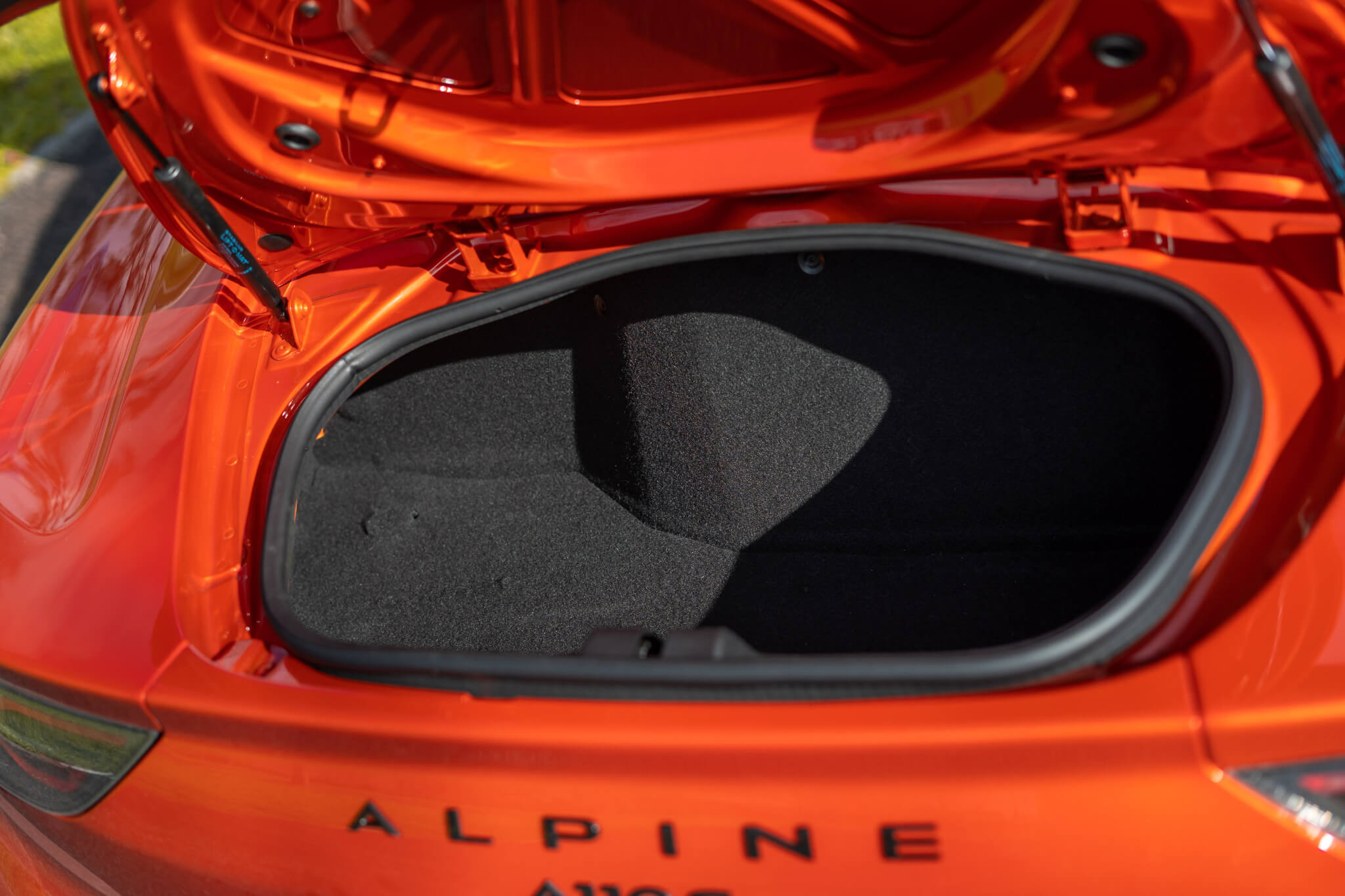 Alpine A110 S bagageira traseira
