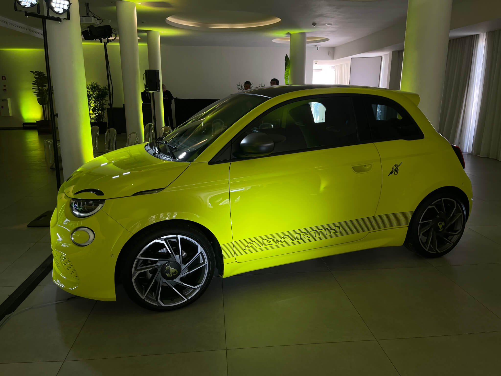 Apresentacao Abarth 500e