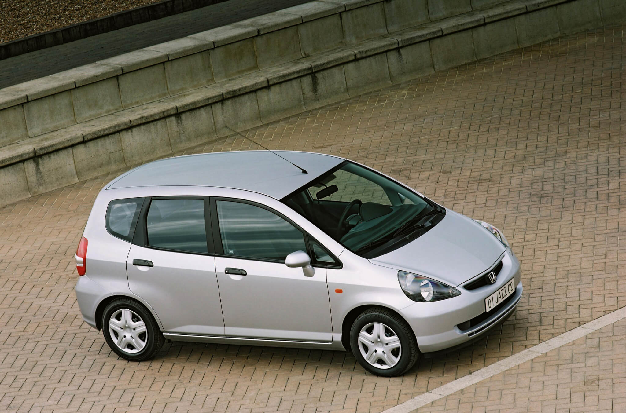 Honda Jazz vista de cima de lado