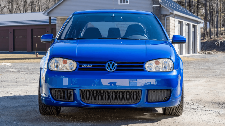 Volkswagen Golf R32 vendido por quase 100 mil euros