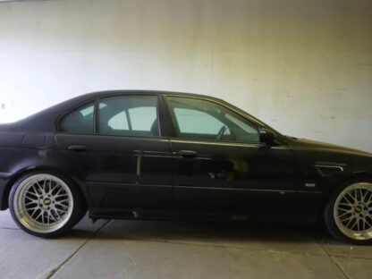 BMW M5 E39 de perfil