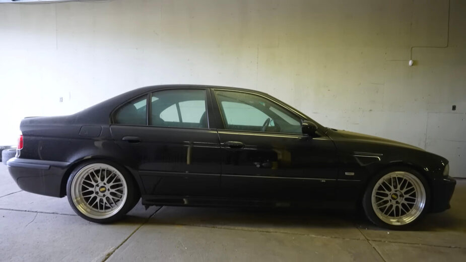 BMW M5 E39 de perfil