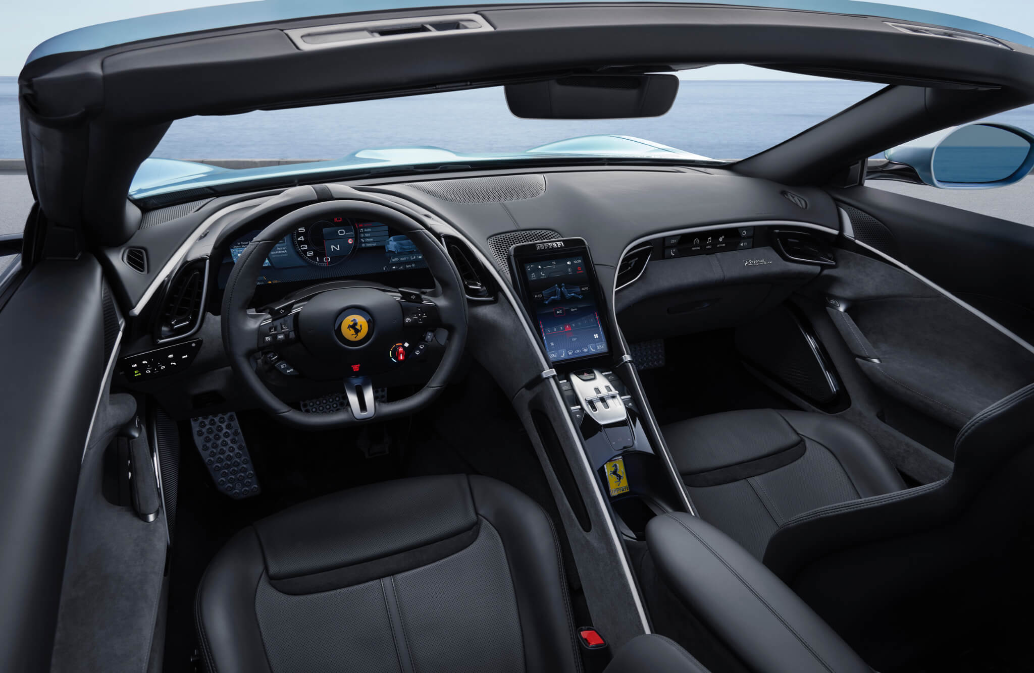 Ferrari Roma Spider interior