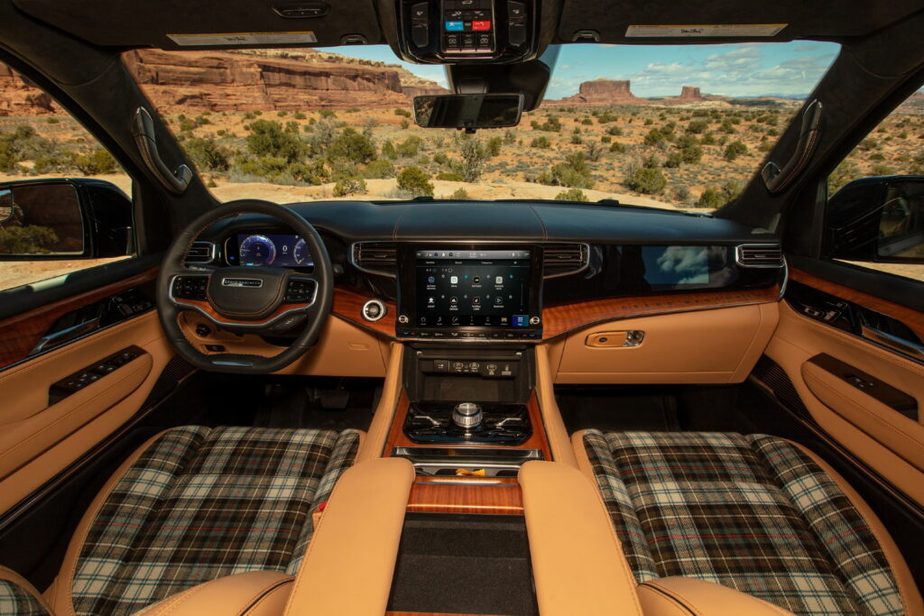 Jeep Grand Wagoneer Overland Concept interior