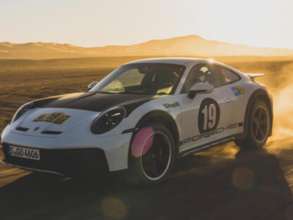 Porsche 911 Dakar vista dianteira