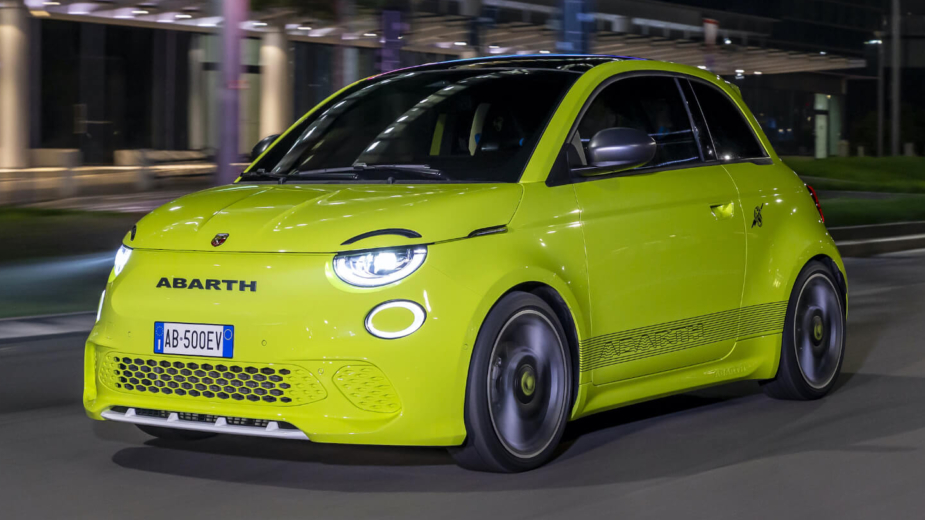 Abarth 500e. Primeiro escorpião elétrico chega em junho