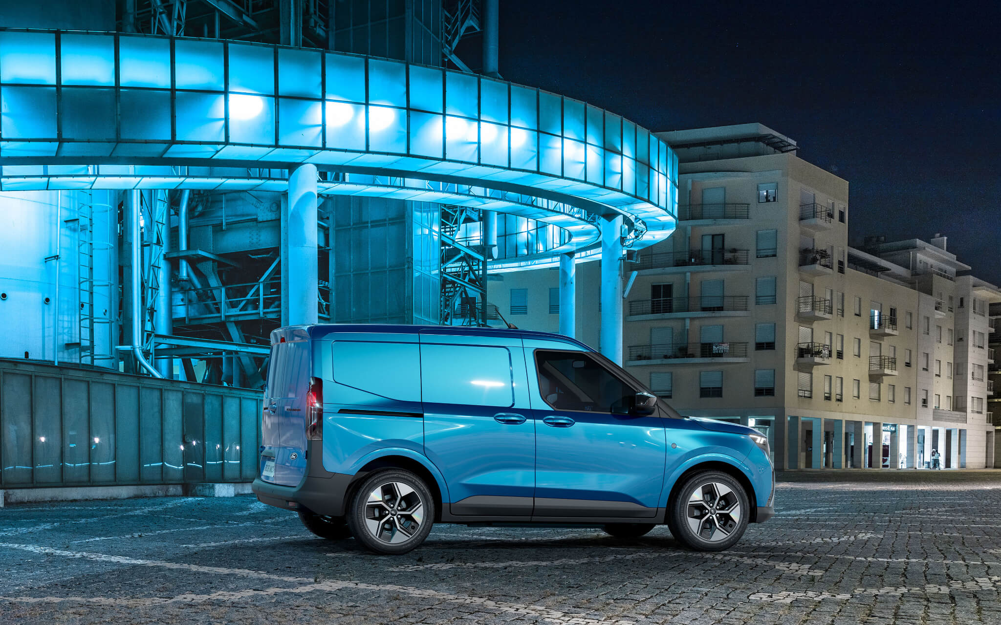 ford e-transit courier, perfil