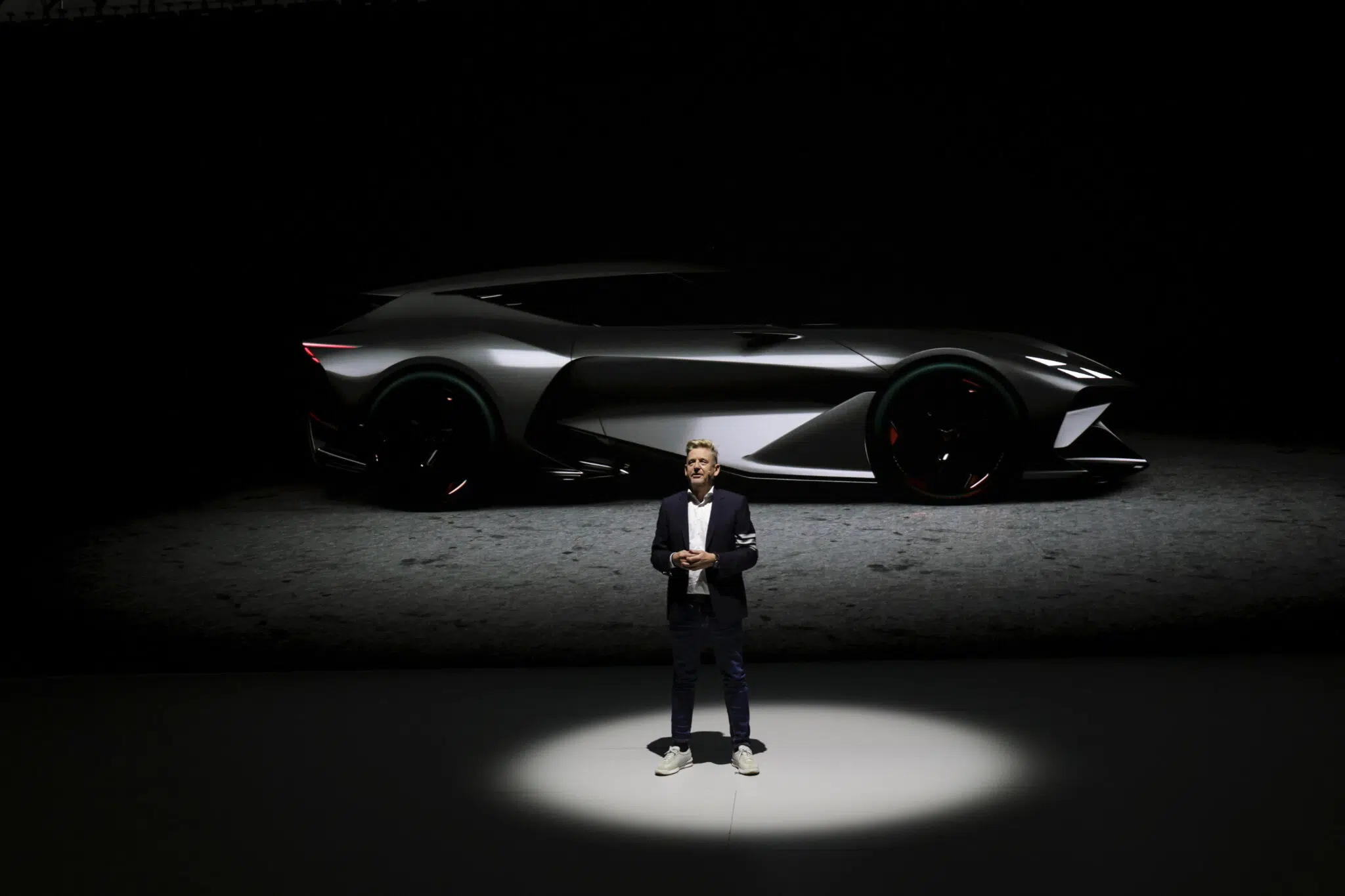 Cupra DarkRebel e Wayne Griffiths
