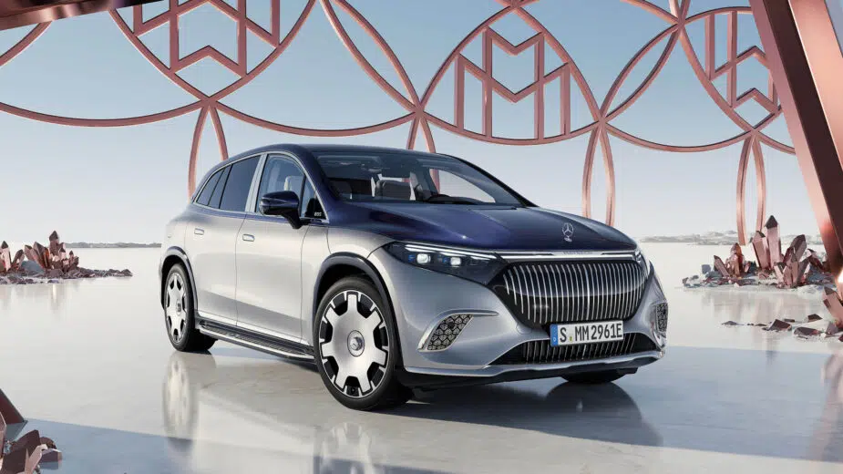 Mercedes-Maybach EQS SUV, frente 3/4