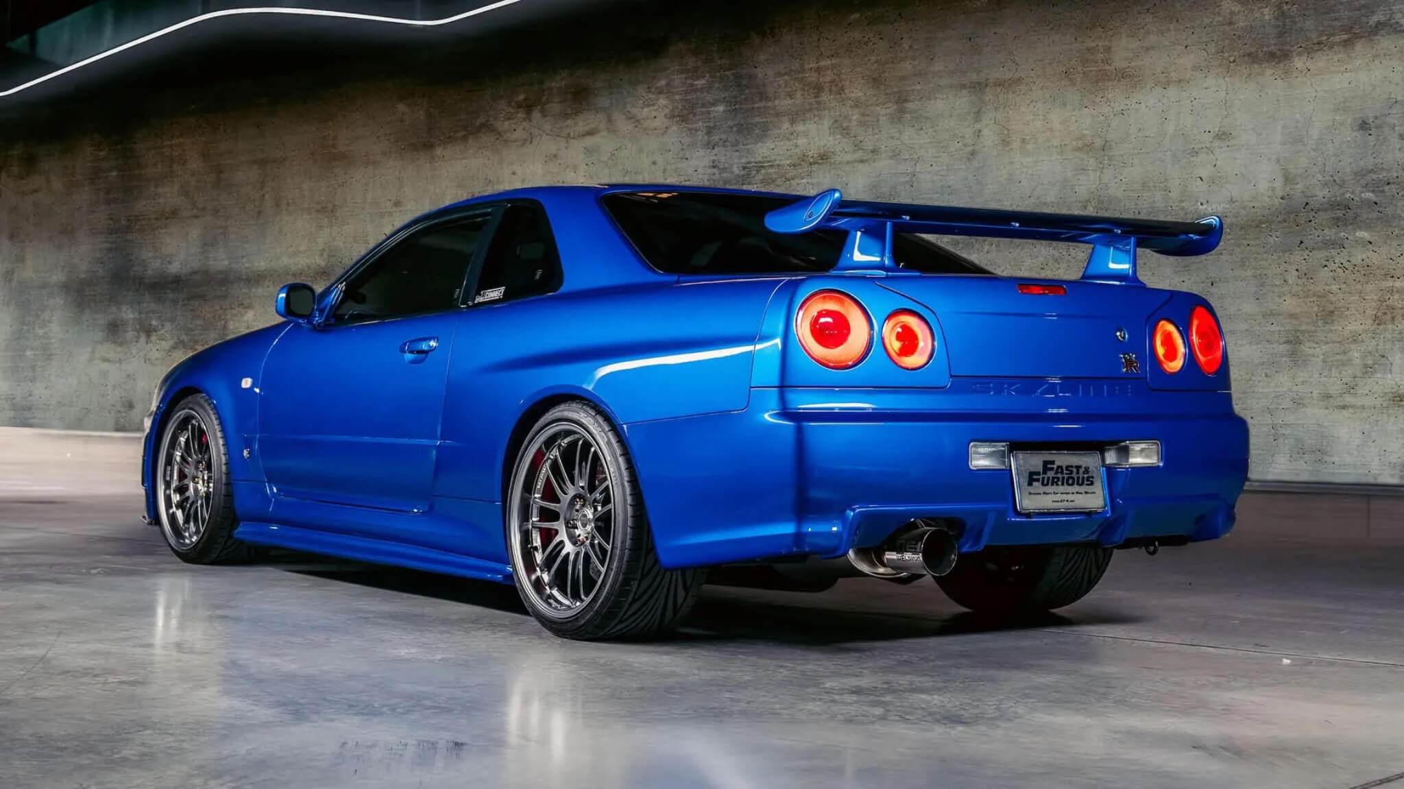 Nissan Skyline GT-R R34 Velocidade Furiosa traseira