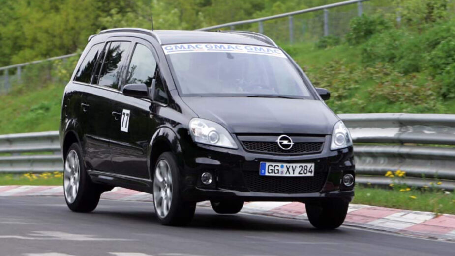 Opel Zafira OPC Nurburgring