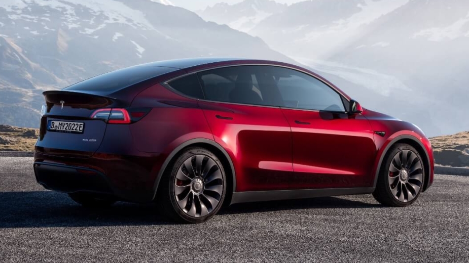 Tesla Model Y foi o mais vendido na Europa no primeiro trimestre