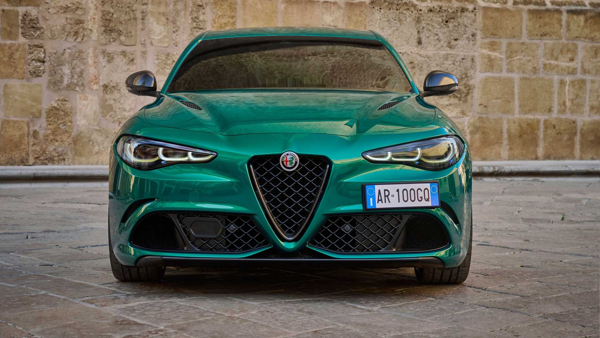 Alfa Romeo Giulia Quadrifoglio 100 Anniversario frente
