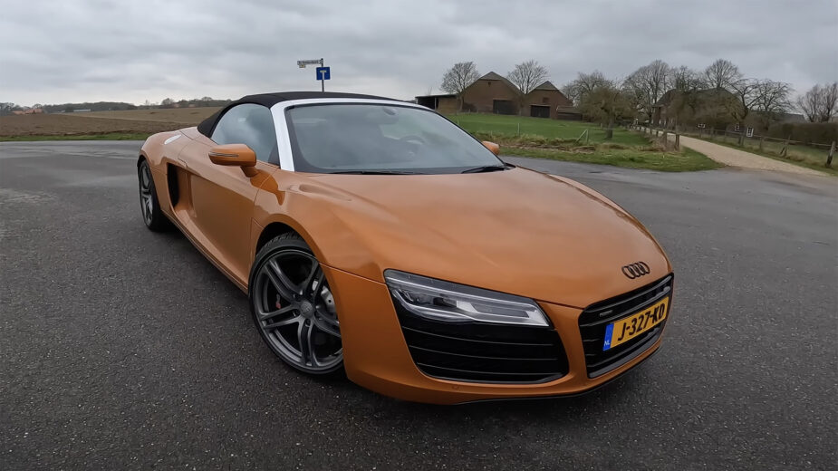 Audi R8 V8 Spyder, frente 3/4