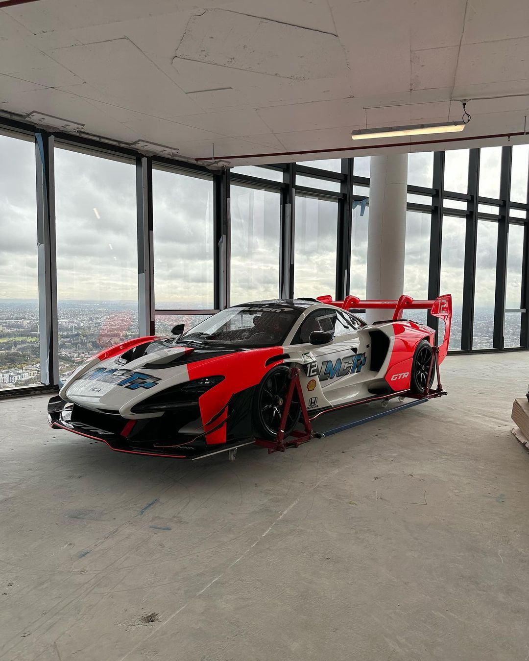 Adrian Portelli McLaren Senna GTR