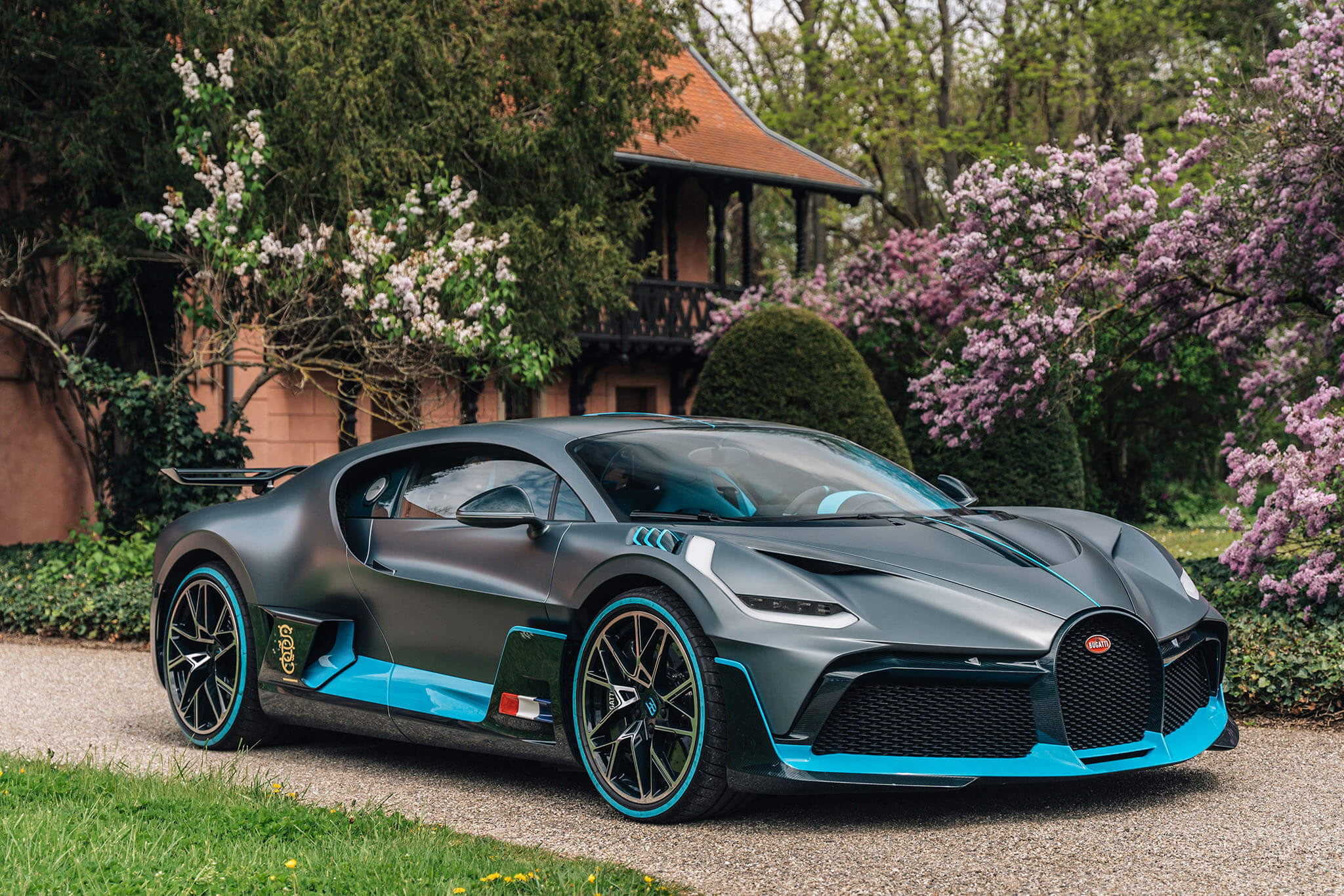 Bugatti recordistas em Molsheim - Divo