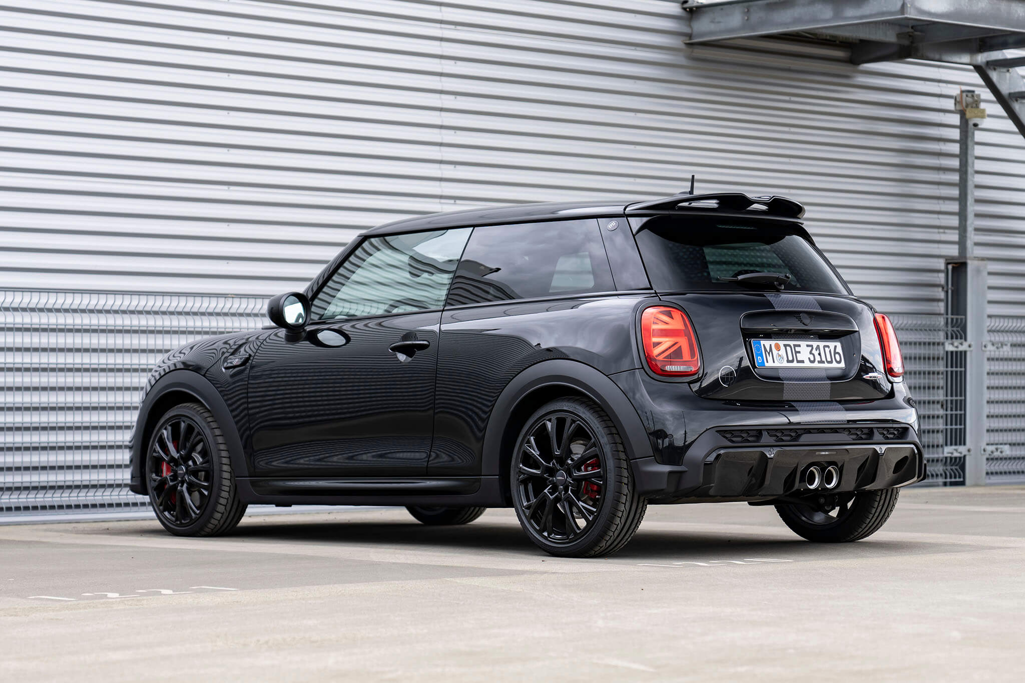 MINI John Cooper Works 1to6 Edition - 3/4 traseira