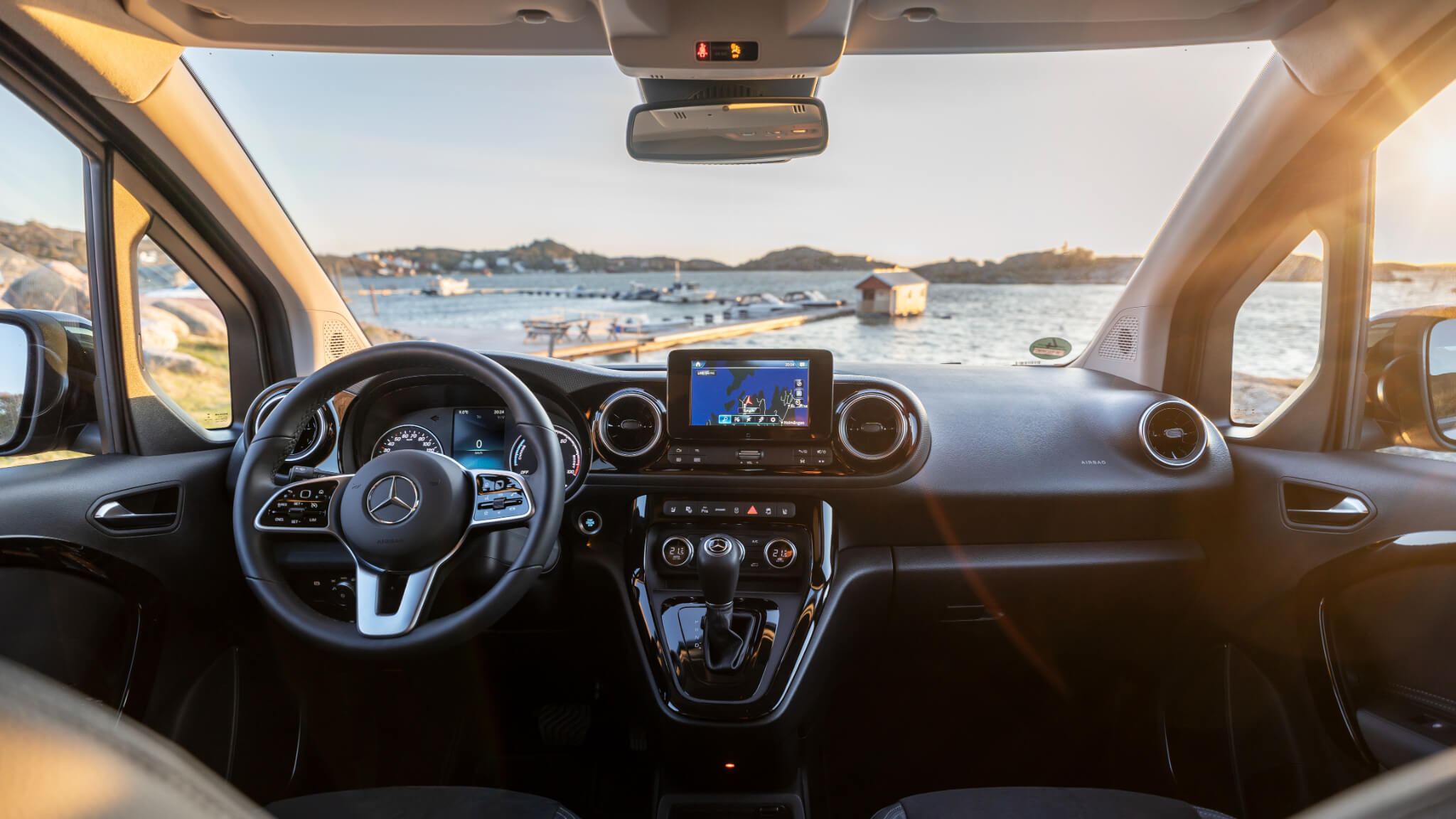 Interior do Mercedes-Benz EQT