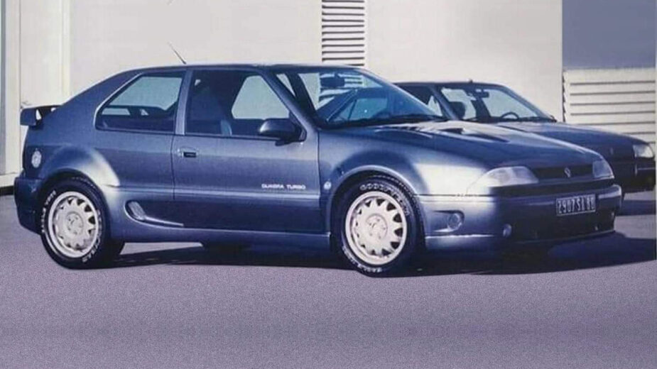 Renault 19 Turbo modelo, frente 3/4