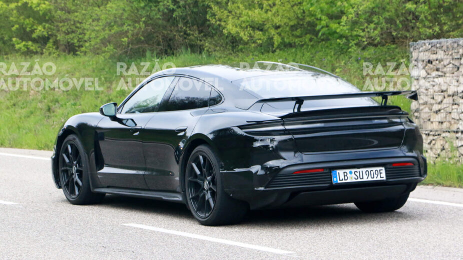 Fotos Espia Porsche Taycan Turbo GT - 3/4 de traseira