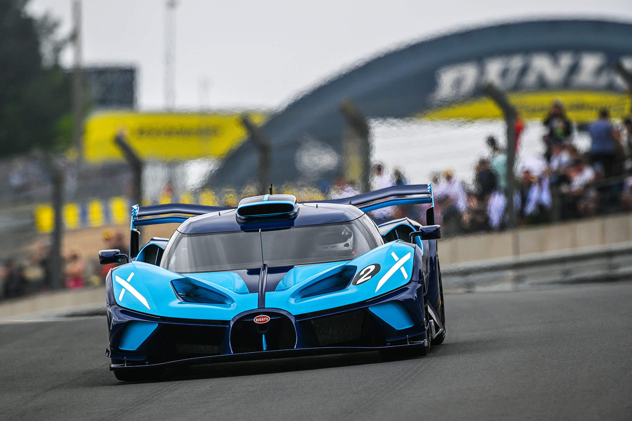 Bugatti Bolide em Le Mans - frente andamento