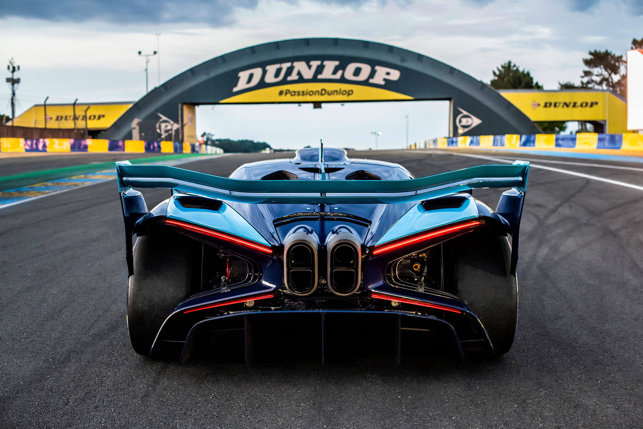 Bugatti Bolide em Le Mans - traseira