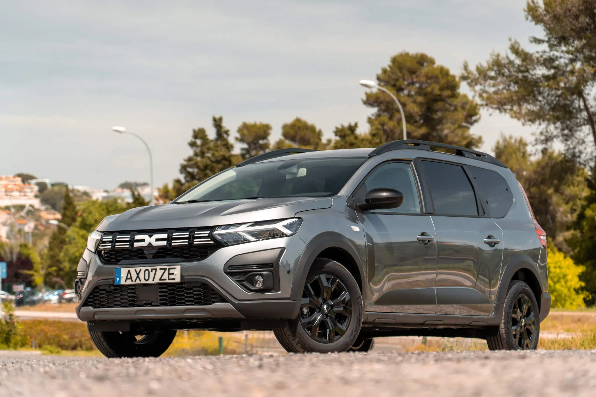 Dacia Jogger Hybrid 3/4 frente
