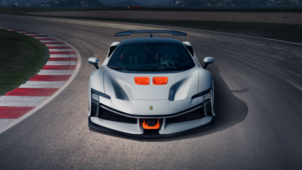 Ferrari SF90 XX Stradale frente