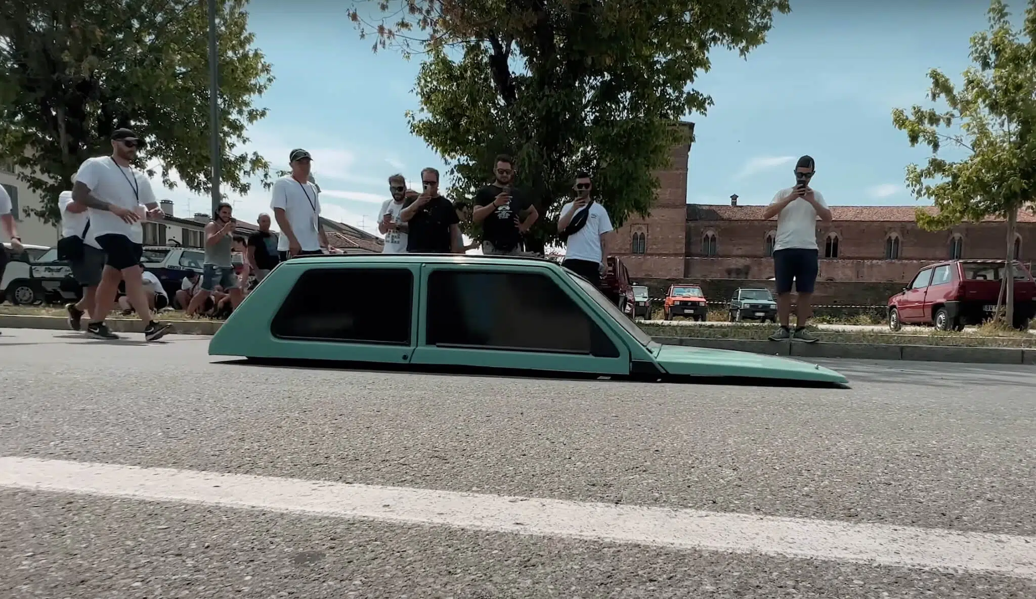 Fiat panda carro mais baixo do mundo