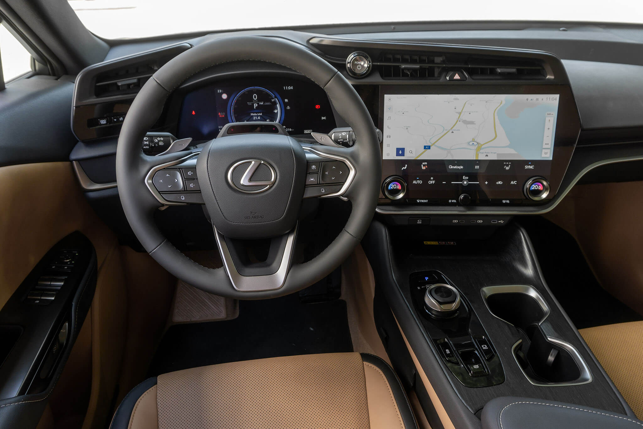 Lexus RZ 450e - interior tabliê