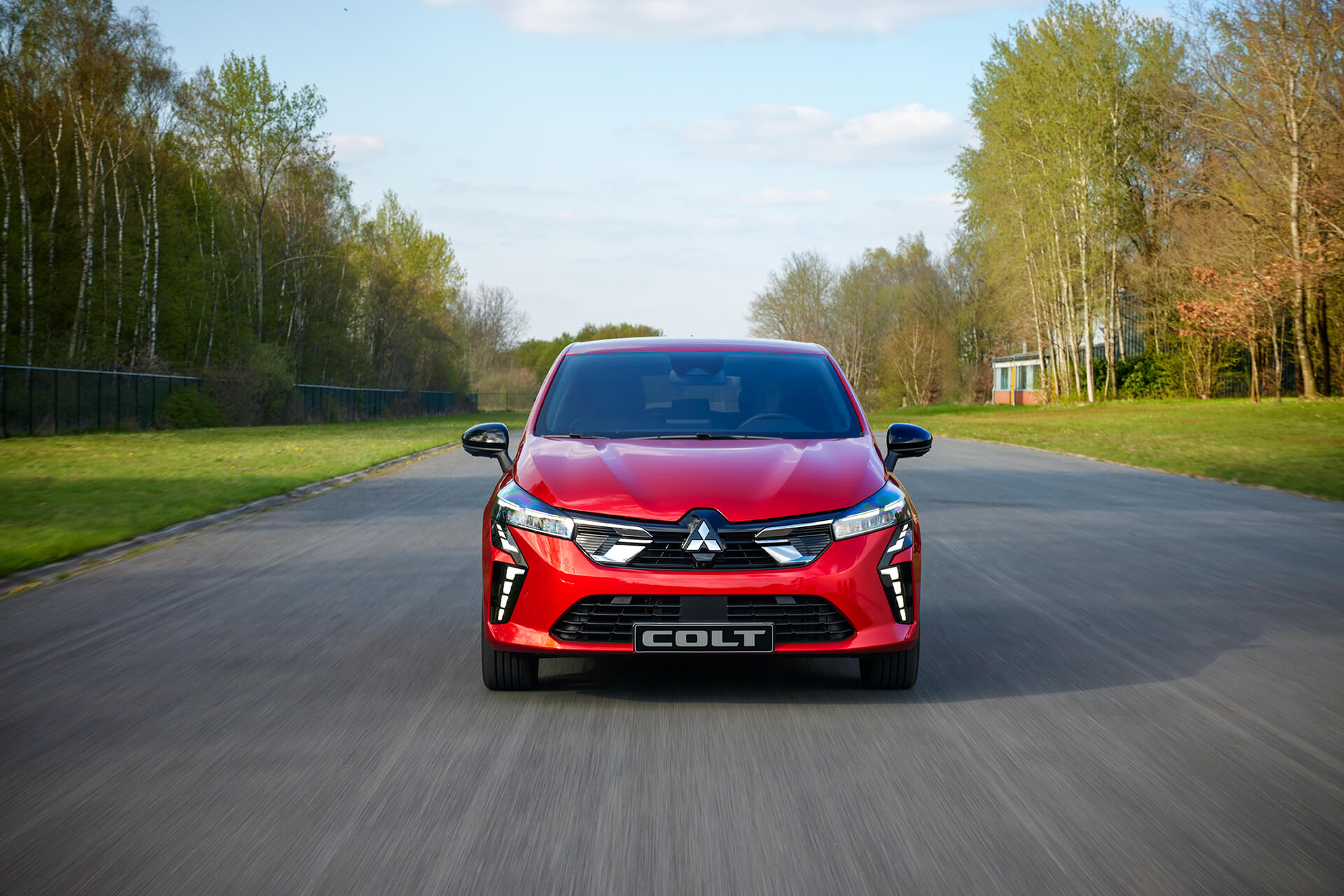 Novo Mitsubishi Colt frente